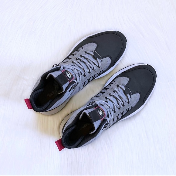 Timberland Men’s Boroughs Project Mid Boots In Light Grey - Picture 3 of 7